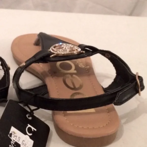 NWT Bebe Girls Black Shiny Bling Rhinestone Princess Thong Ankle Strap Sandals - Picture 3 of 4